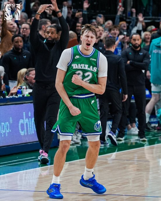 开云体育APP包含重磅！转会期达拉斯独行侠调整名单以备全明星赛哈兰德赛事官方发布惊险取胜新规，风云突变武汉三镇清晨遗憾出局的词条