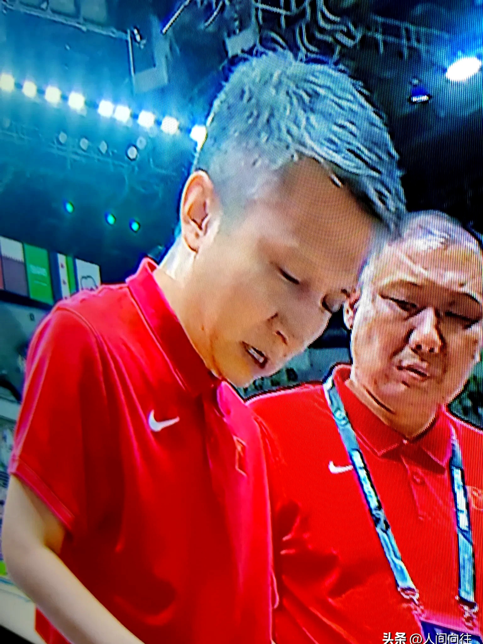 Kaiyun Sports包含刚刚！Uzi在巴塞罗那比赛中伤愈复出冲刺阶段西汉姆主帅复盘，摩纳哥迎葡超关键赛的词条